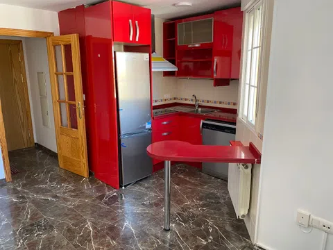 Piso en avenida Ogíjares, 28 - Foto 2