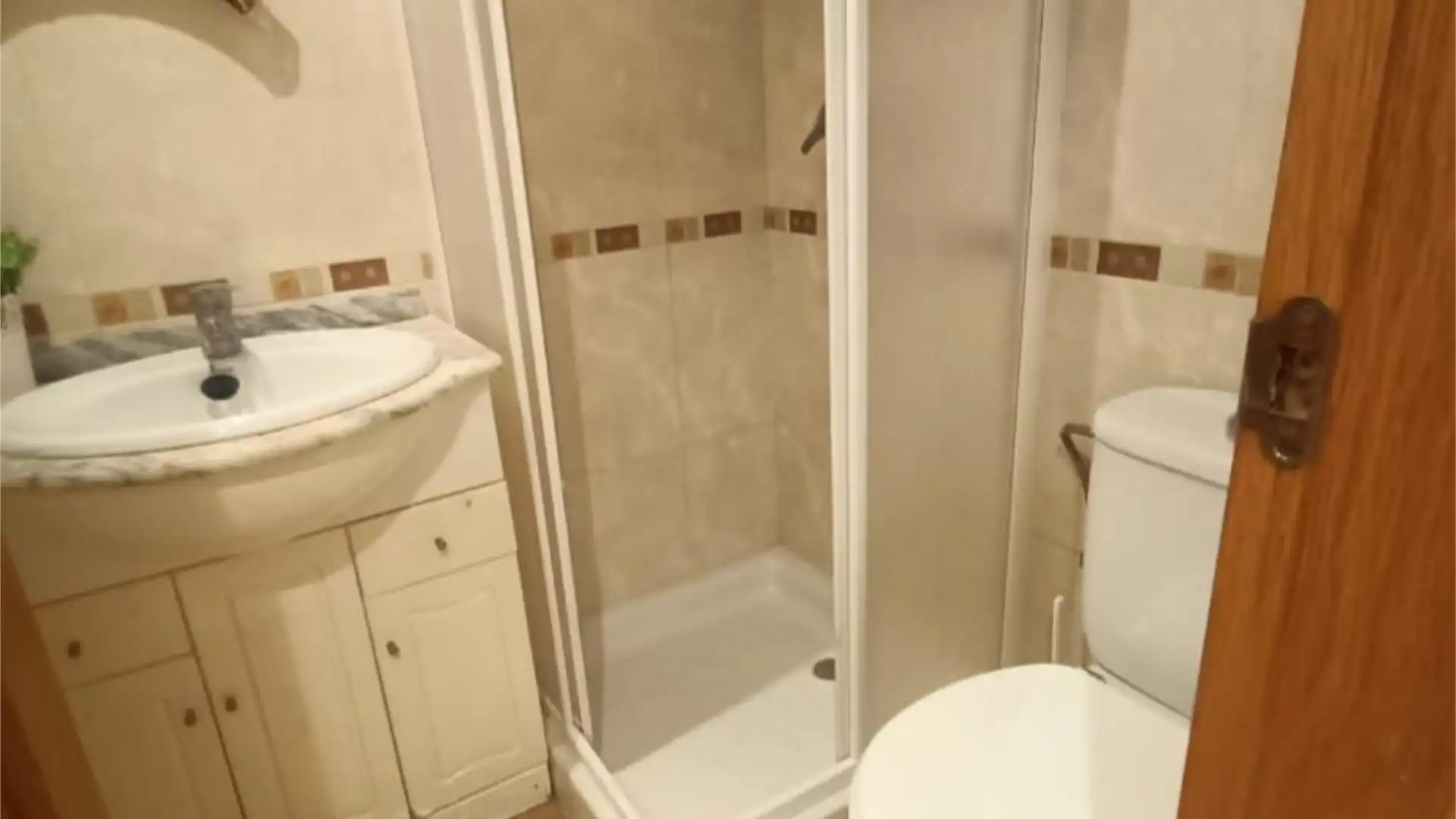 Casa adosada en  Carrer Consueta 56 - Foto 7