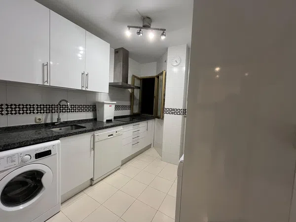 Piso en Calle Camilo José Cela, 5, Buhaira - Huerta del Rey - Foto 13