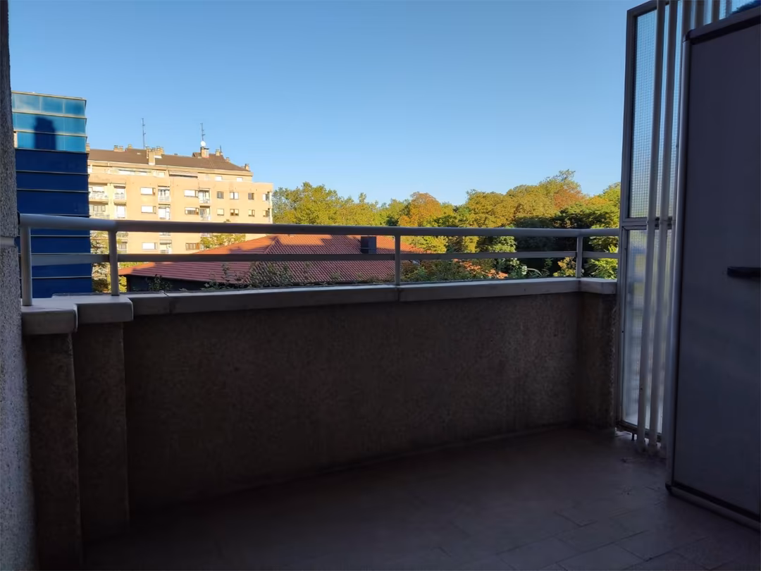 Piso en calle Gaztelako Atea 56 - Foto 2