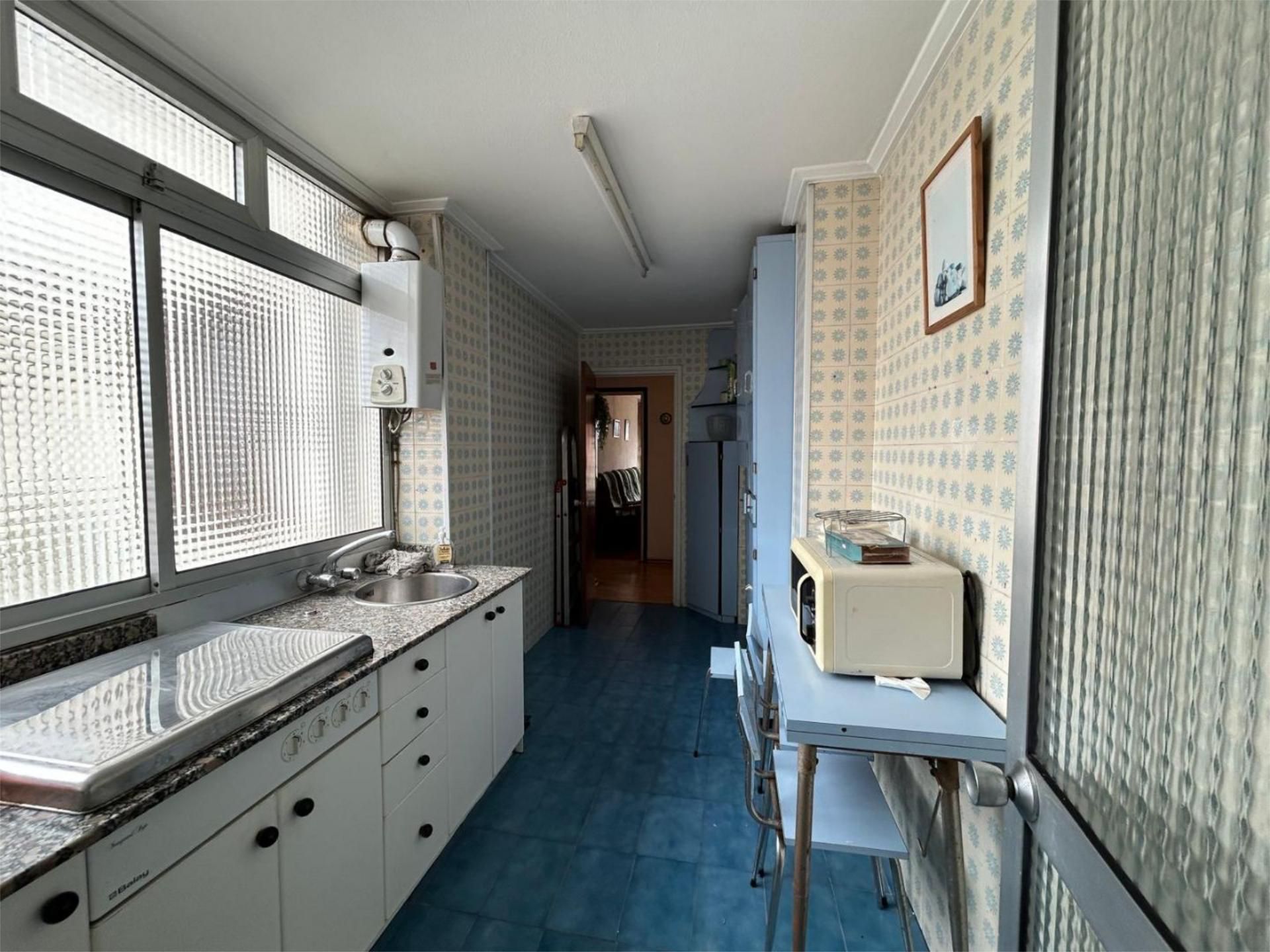 Piso en  Calle Marqués de la Hermida 8 - Foto 12