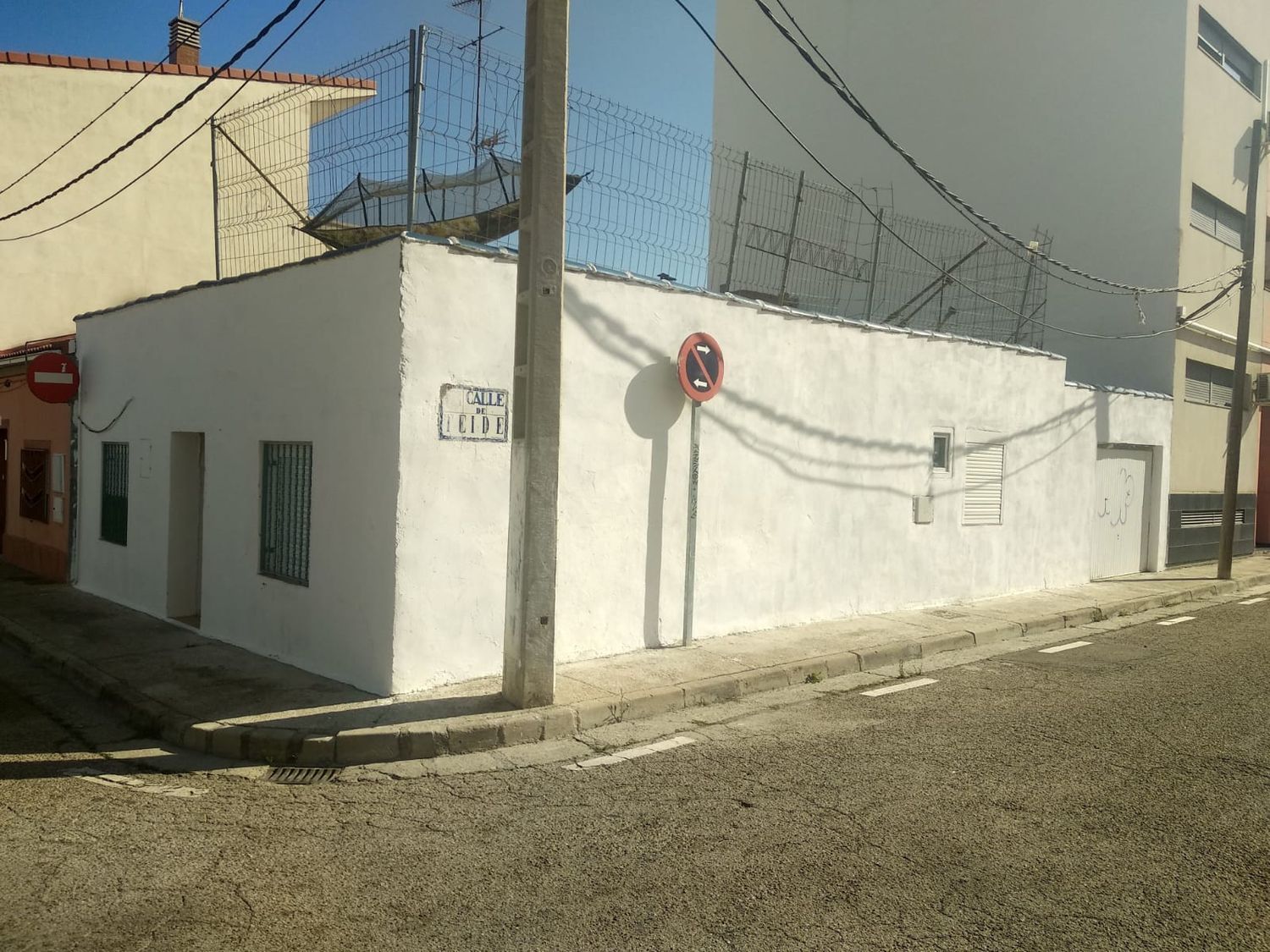 Chalet adosado en Calle de la Violeta, 27, Valdefierro - Foto 2