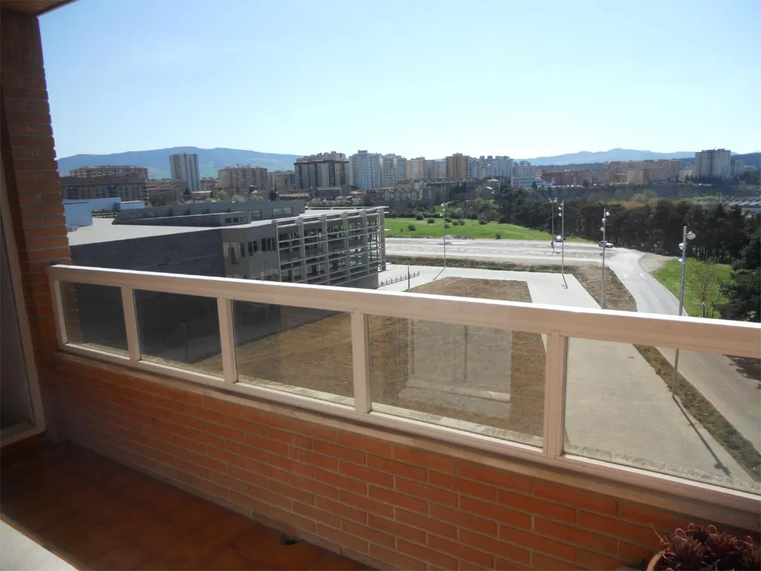 Piso en  Calle Benjamín de Tudela 37 - Foto 12