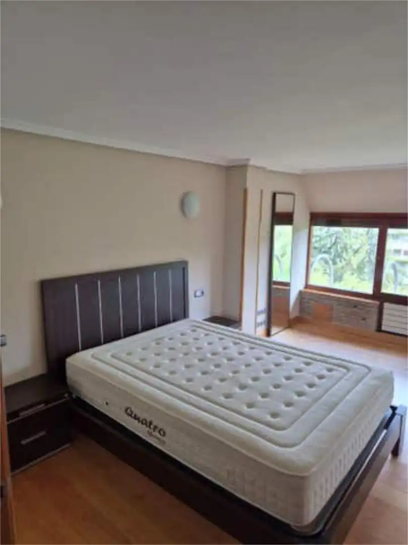 Ático en Armentia - Foto 4