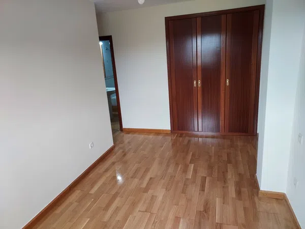 Piso en calle José María Pereda, 13 - Foto 4