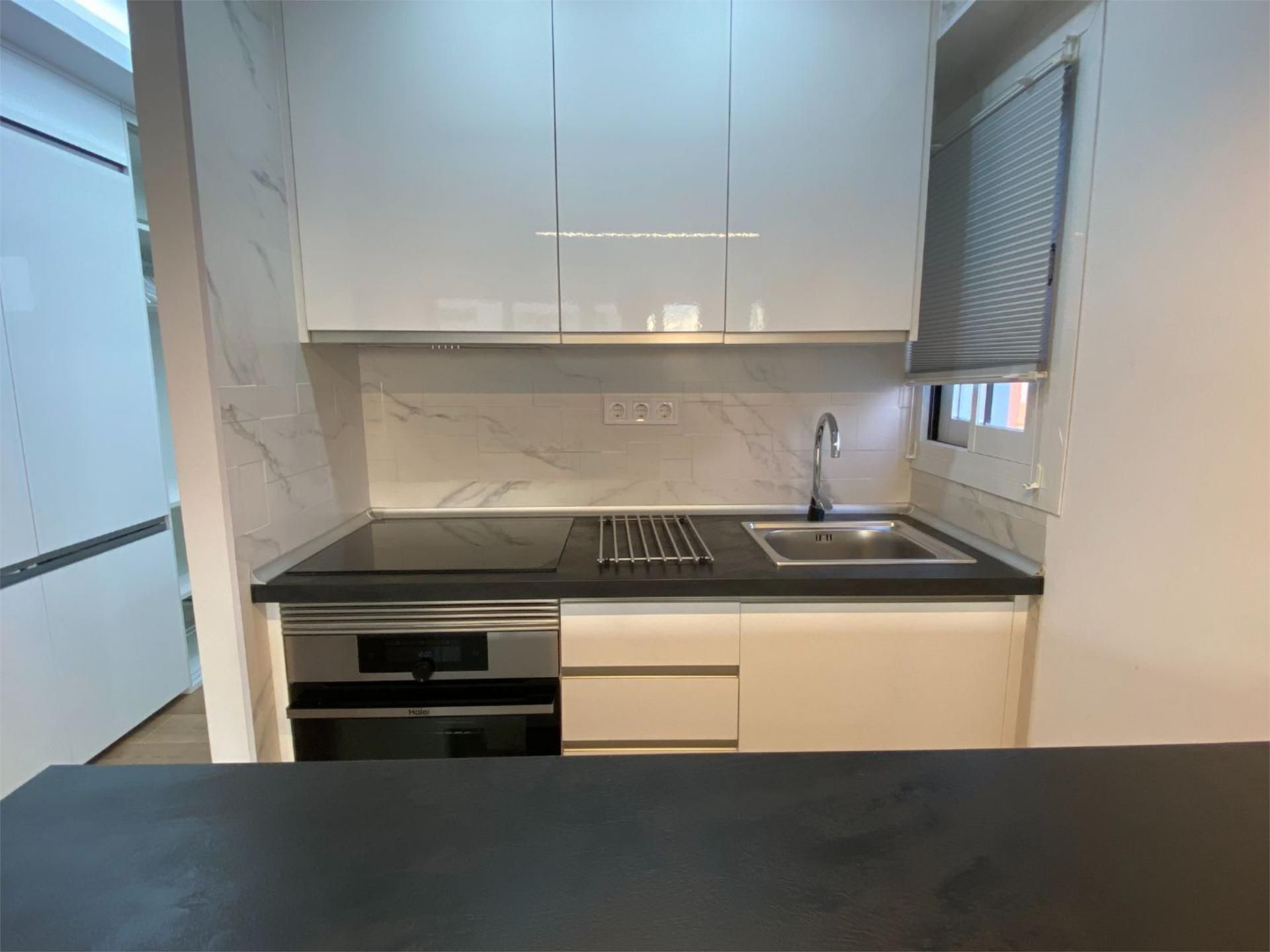 Estudio en  Carrer de Saridakis 24 - Foto 13