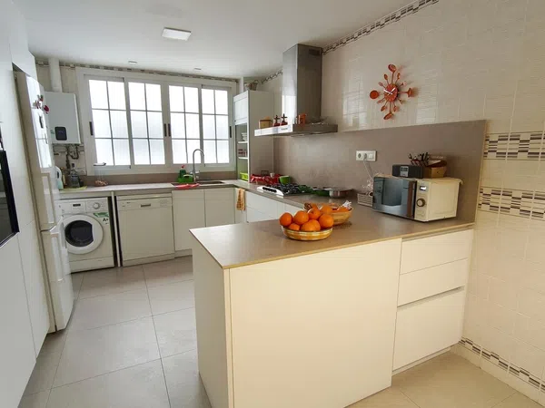 Piso en calle de Conca, 136 - Foto 2