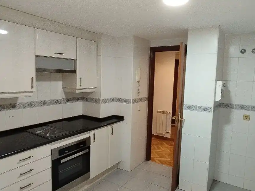 Piso en  Pasaje Villagarcia de Arosa 27 - Foto 14