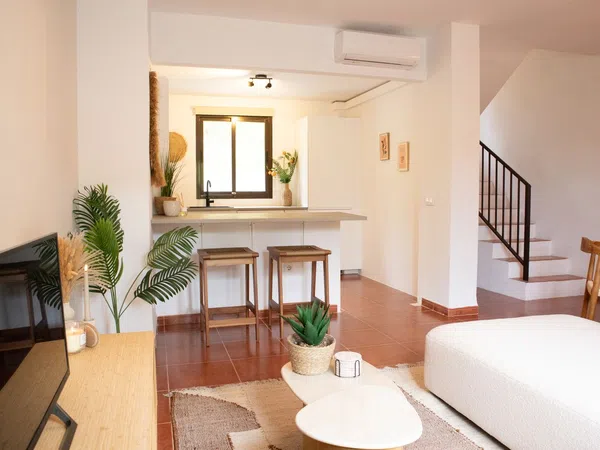 Chalet adosado en Los Cortijos de la Bahia, 42, Bahía de Casares, Bahía de Casares - Foto 3
