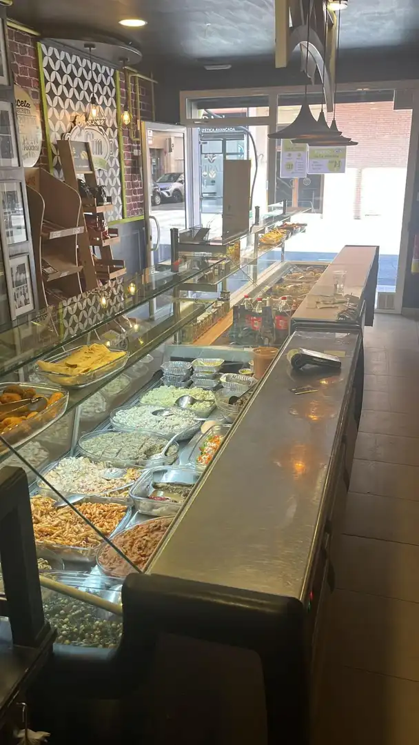 Local comercial en  Carrer FRANCESC LAYRET DE - Foto 2