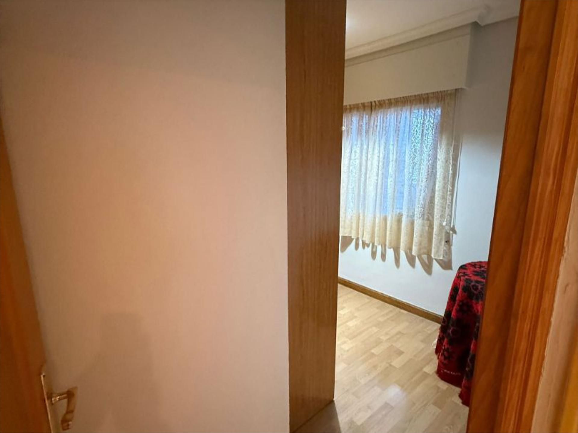 Piso en  Calle Ignacio López Lacal 2 - Foto 5