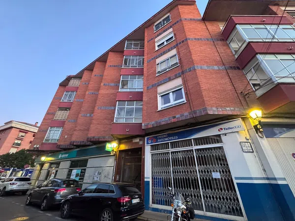 Piso en Calle Aragoneses, 8 - Foto 1