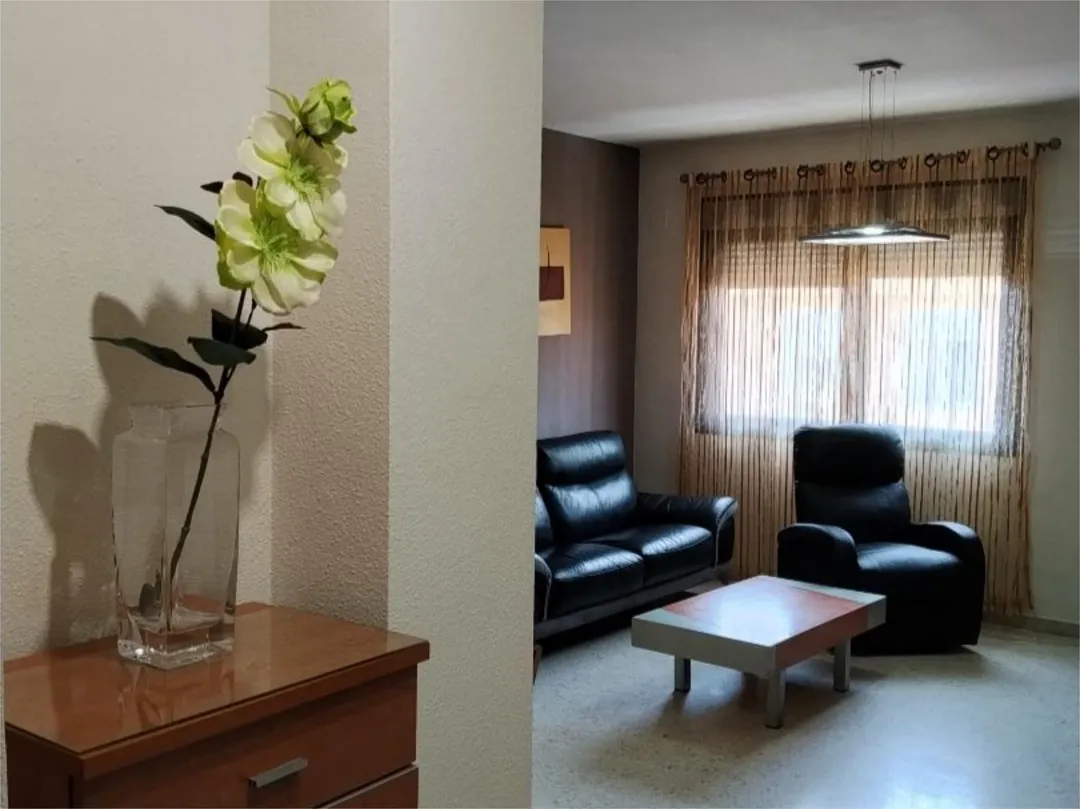 Piso en  Calle Pintor Matisse 6 - Foto 2