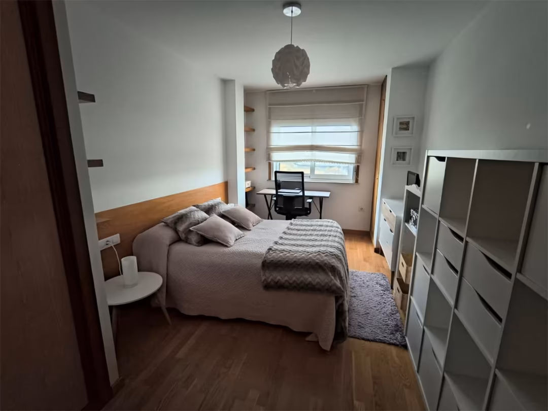 Piso en  Avenida Gonzalo Torrente Ballester 3 - Foto 14