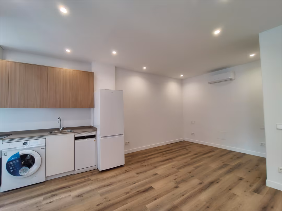 Estudio en  Calle de las Peñuelas 26 - Foto 6