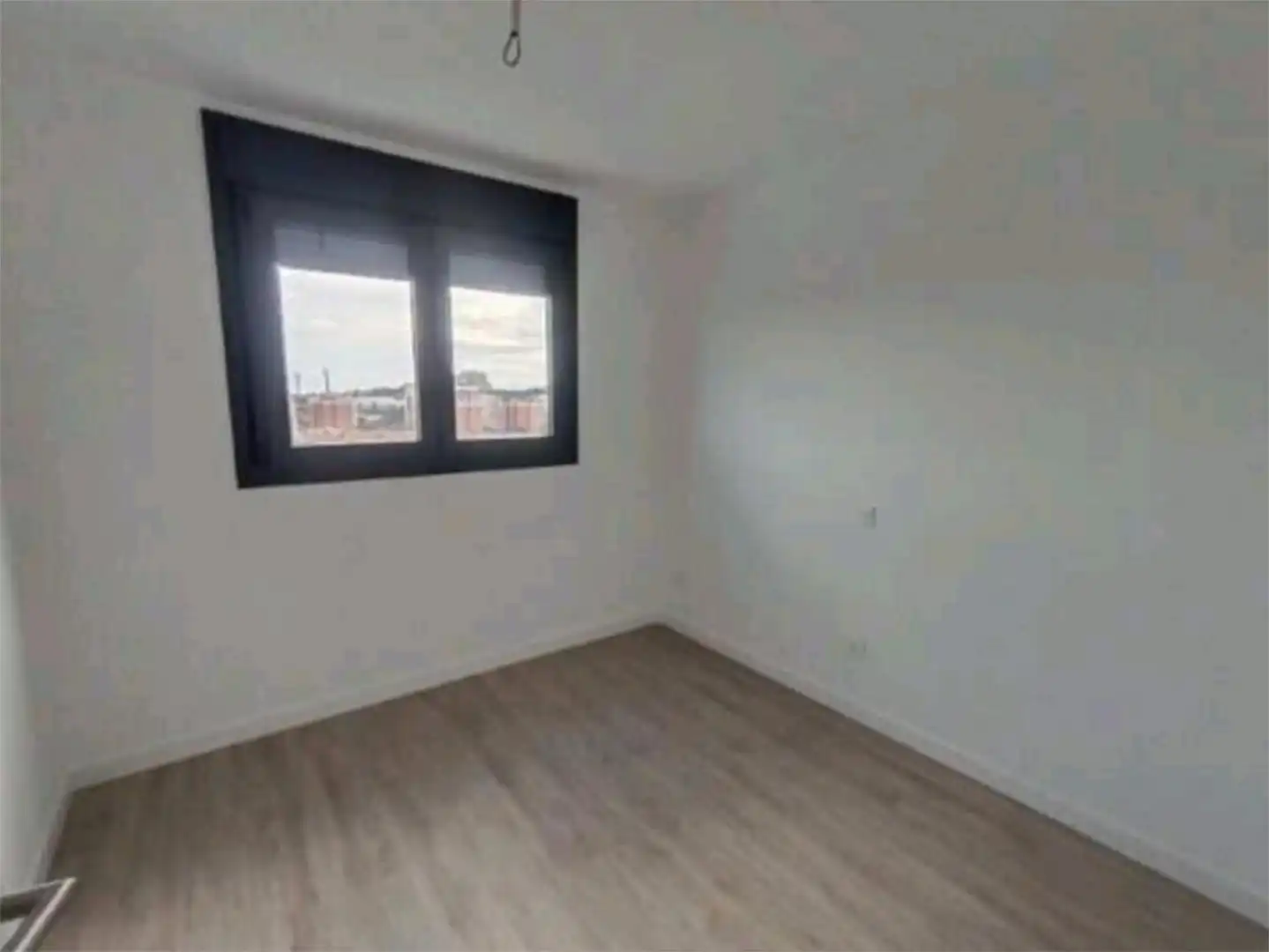 Piso en  Calle Deportista Pitu Perramón 1 - Foto 5