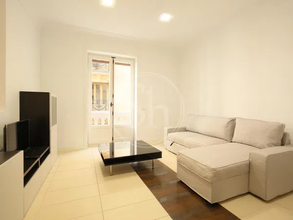 Piso en calle de Atocha, 22