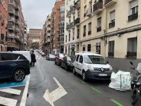 Piso en calle de Moreno Nieto, 19