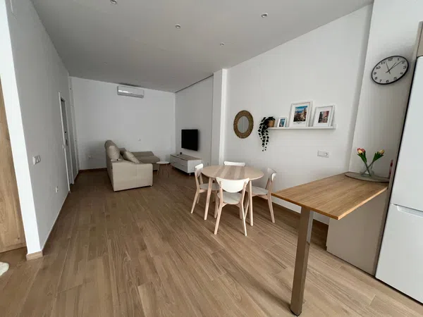 Estudio en Calle Emilio Prados, Girón - Las Delicias - Pacífico - Foto 7