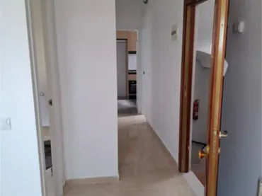 Piso en Ronda de Capuchinos - Foto 4