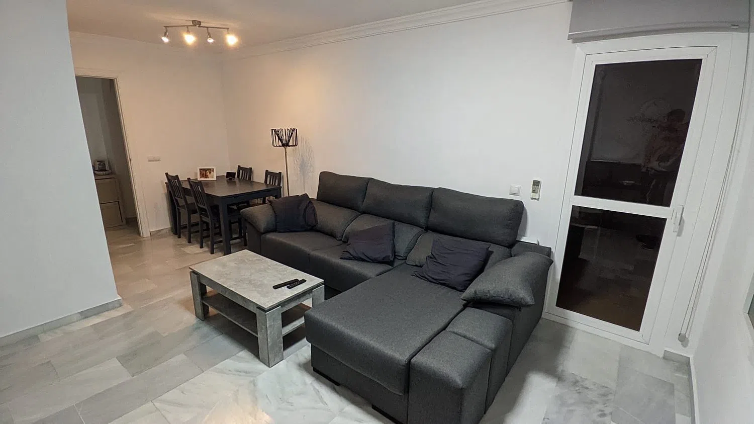 Piso en avenida de Carlos Haya, 11 - Foto 3