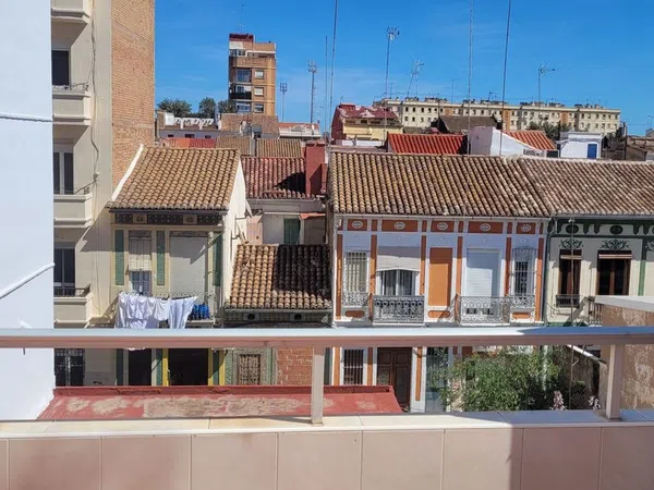 Casa independiente en calle de Josep Benlliure, 218 - Foto 2