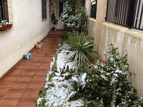 Chalet adosado en Manuel lopez, 49 - Foto 1