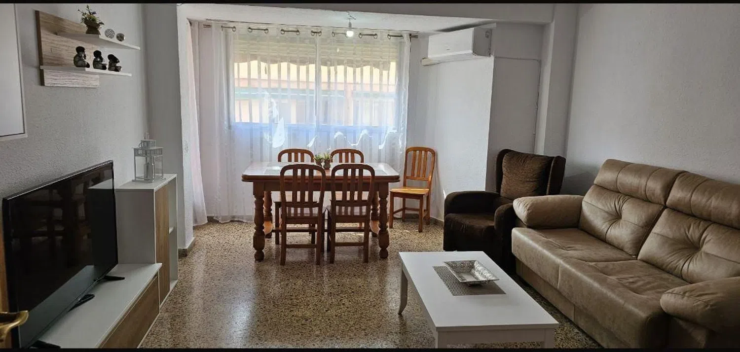 Piso en calle de l'Humanista Mariner, 21 a - Foto 1