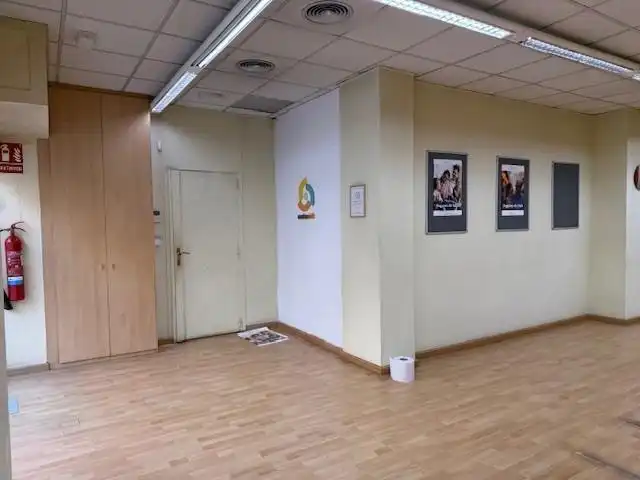 Local comercial en  Ronda de Zamenhof 137 - Foto 5