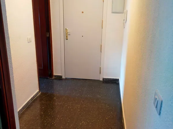 Piso en Calle del Riu Nervión - Foto 6