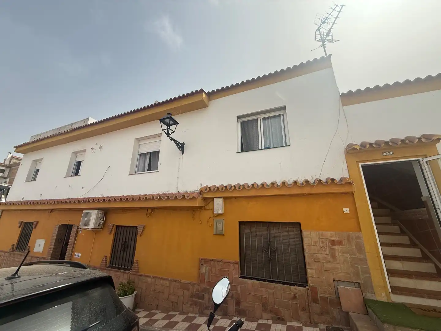 Casa adosada en  Calle Membrillo 9B - Foto 2