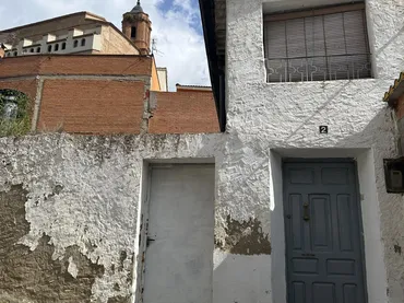 Casa adosada en  Calle San Miguel 2 - Foto 1