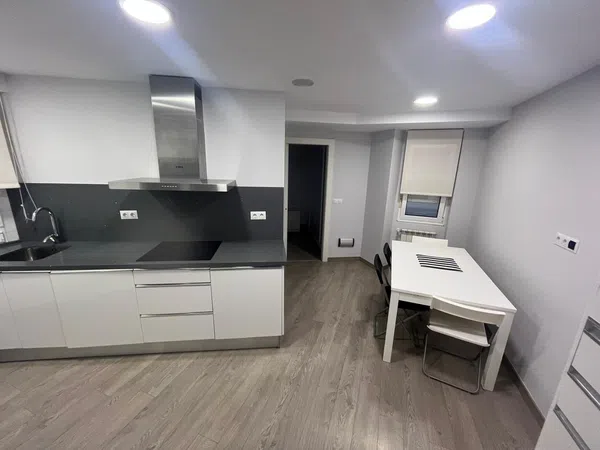 Piso en Calle Marqués de San Esteban, 33, Centro - Puerto - Foto 1