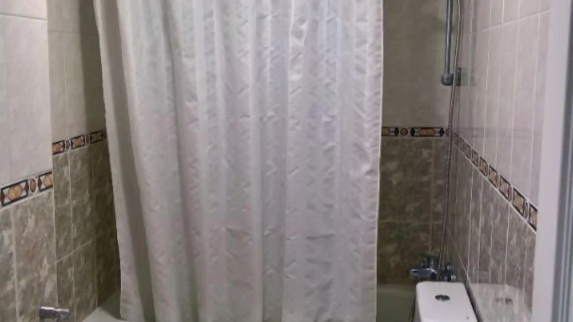 Piso en  Carrer Biar 17 - Foto 8