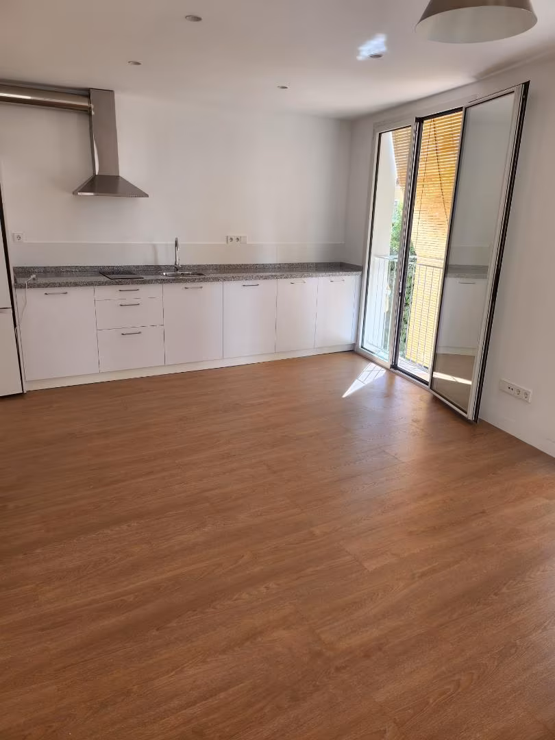 Apartamento en  Calle Jorge de Montemayor 3 - Foto 3