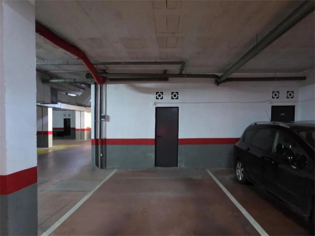 Piso en  Calle Lora del Río 21 - Foto 32