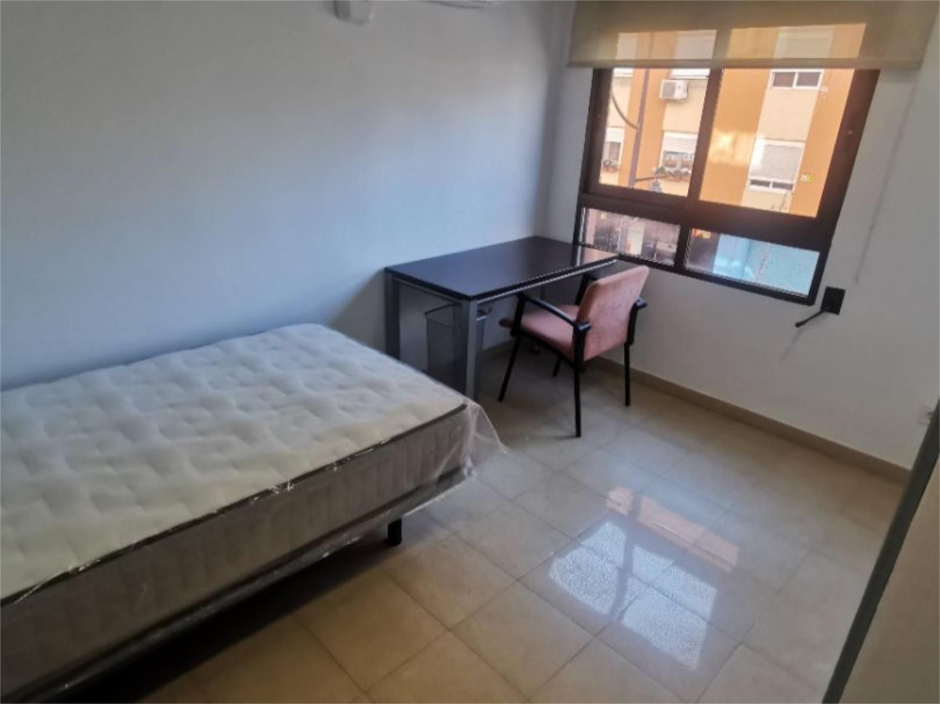 Piso en  Avinguda del Camí Nou 72 - Foto 2