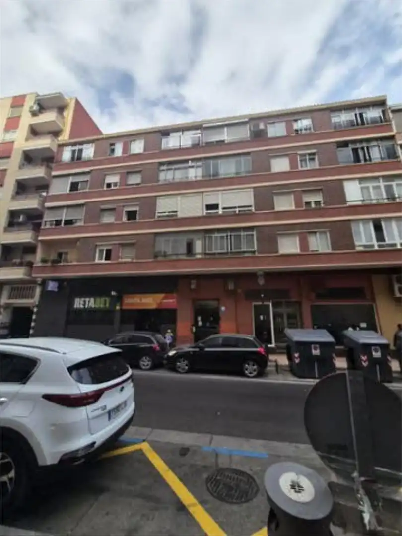 Piso en Plaza Europa - Foto 2