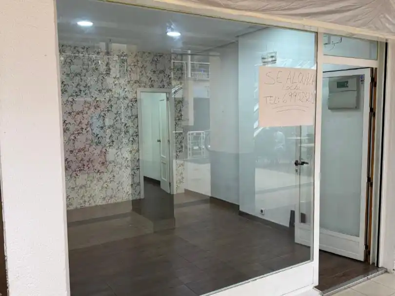 Local comercial en  Avenida de Atenas 2 - Foto 8