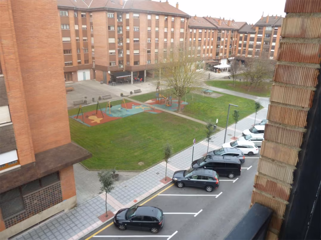 Piso en  Calle Monte Naranco 3 - Foto 10