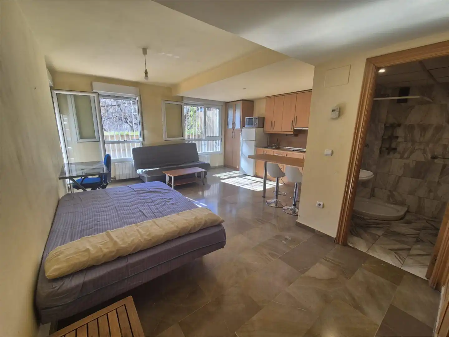 Piso en  Calle Albondón 9 - Foto 4