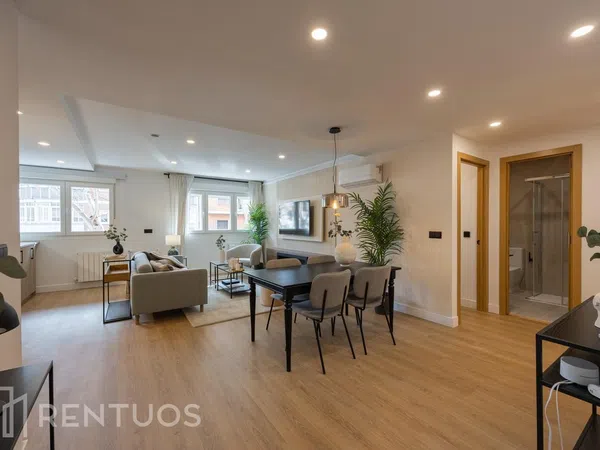 Piso en calle de Federico Gutiérrez