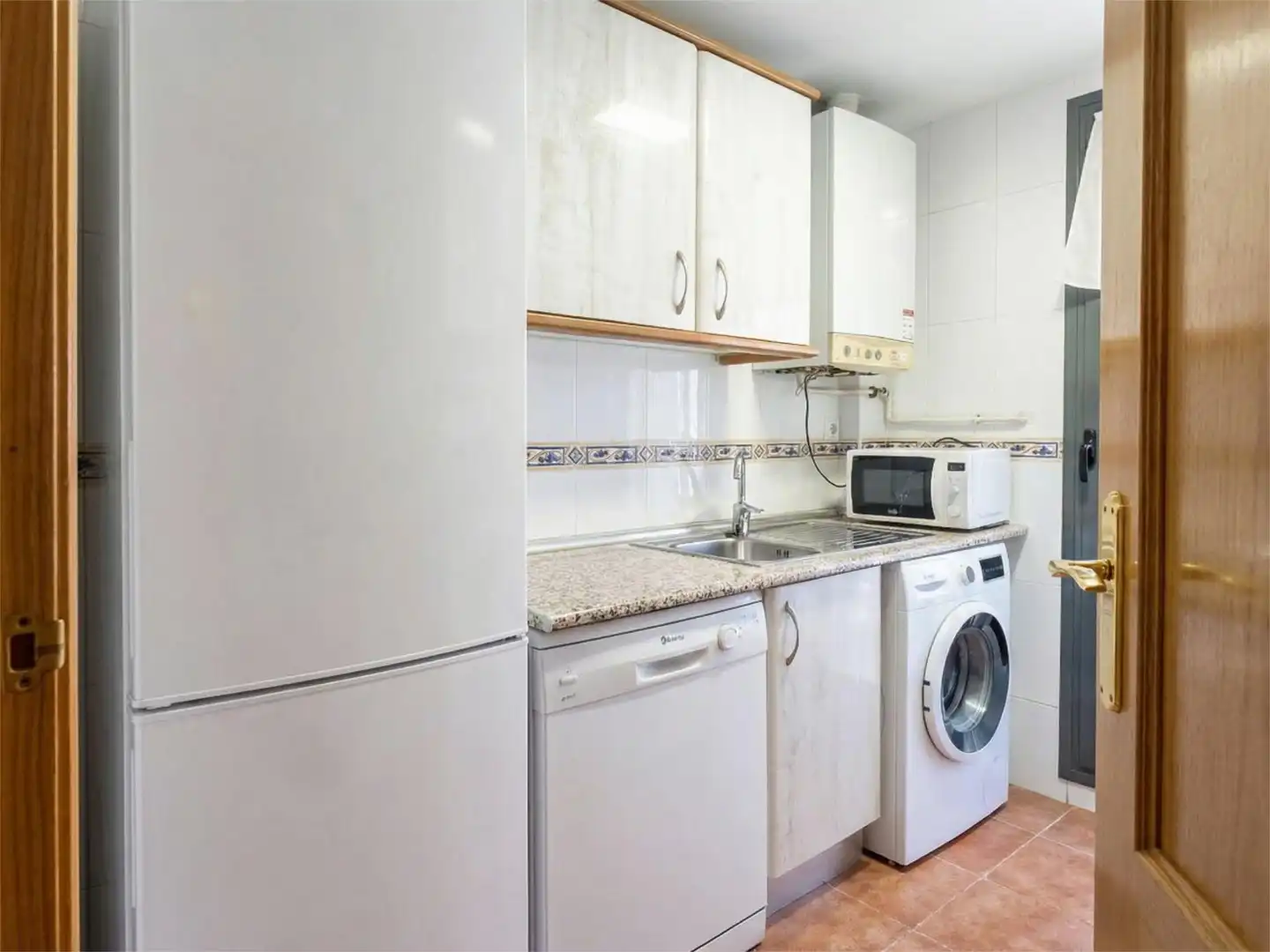 Piso en  Calle de la Fuente de la Reina 1 - Foto 14