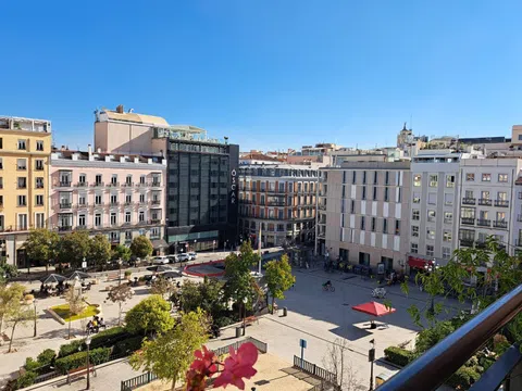 Dúplex en plaza de Pedro Zerolo, 4