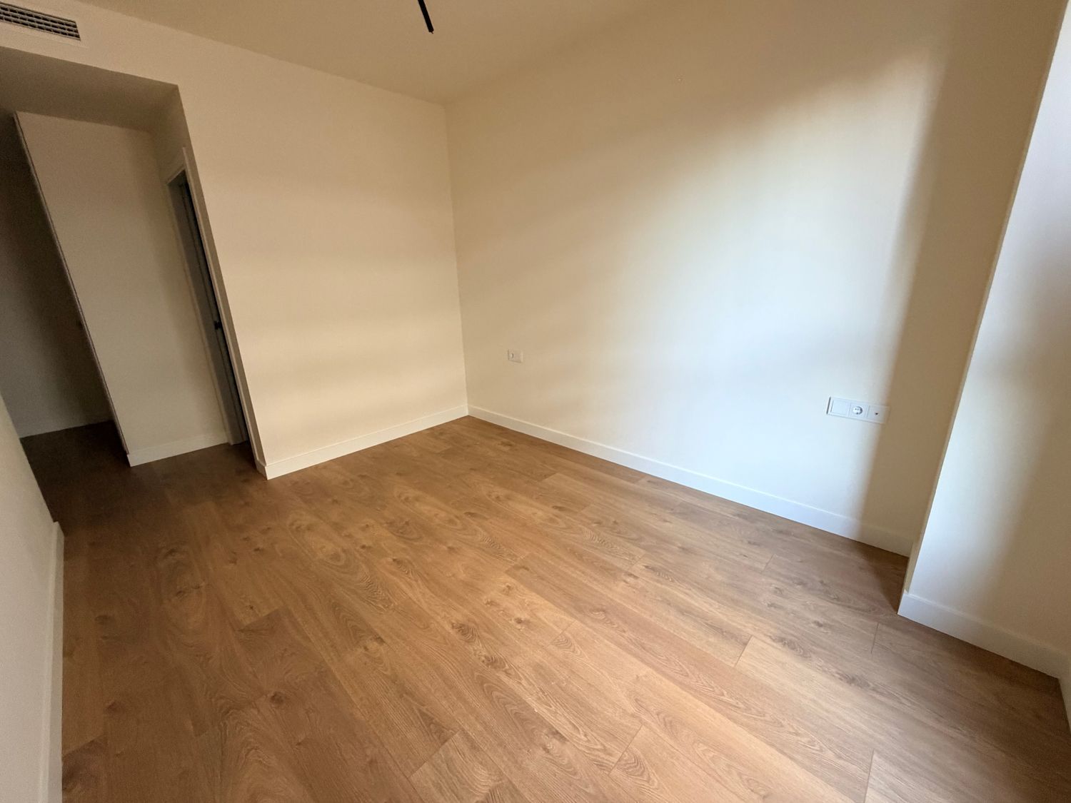 Piso en Avenida Manuel Clavero Arévalo, 8, Entrenúcleos, Entrenúcleos - Foto 4