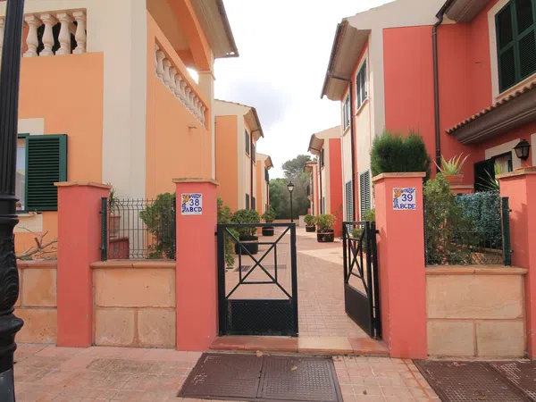 Chalet pareado en pasaje Particular Llevant, 19 - Foto 2