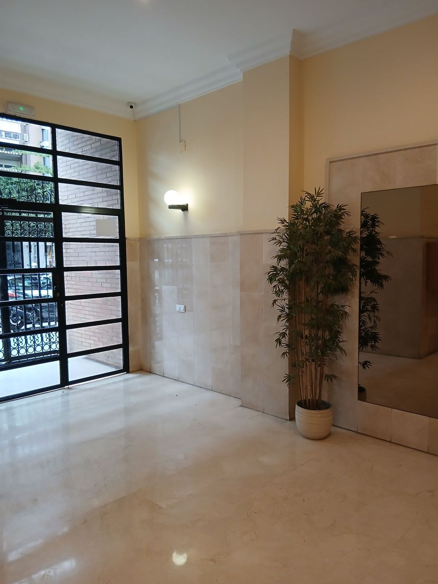 Piso en Anda. Del Puerto, 4