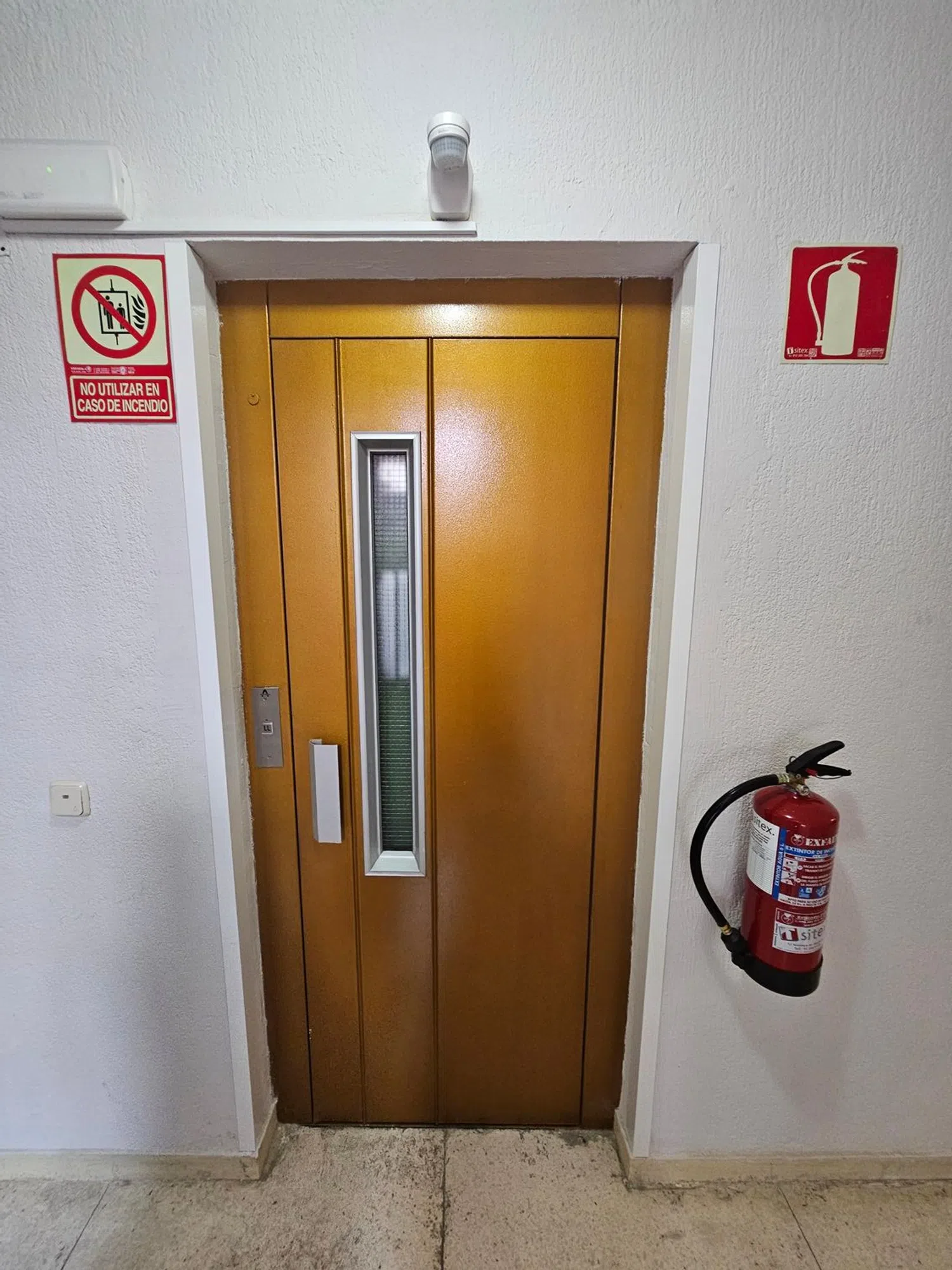 Piso en calle Hoyo de Pinares, 9 - Foto 32