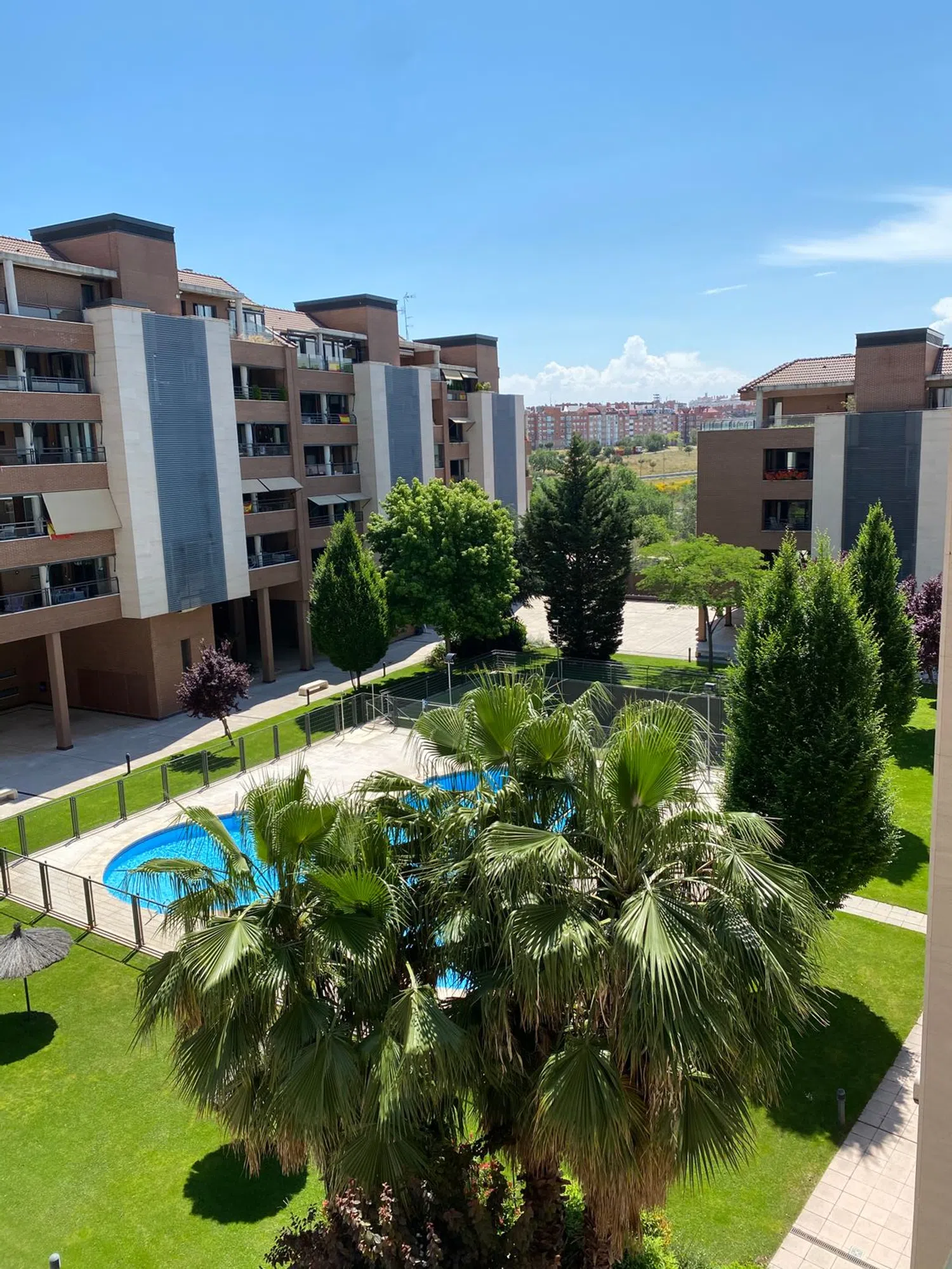 Piso en avenida del Monasterio de Silos, 36 - Foto 1