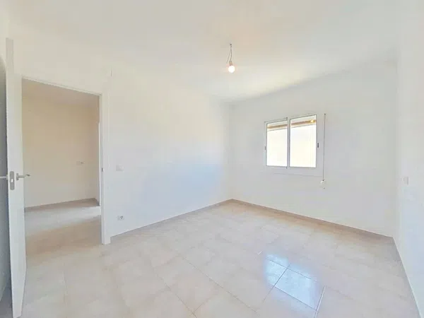 Piso en Barrio Lloreda - Foto 8